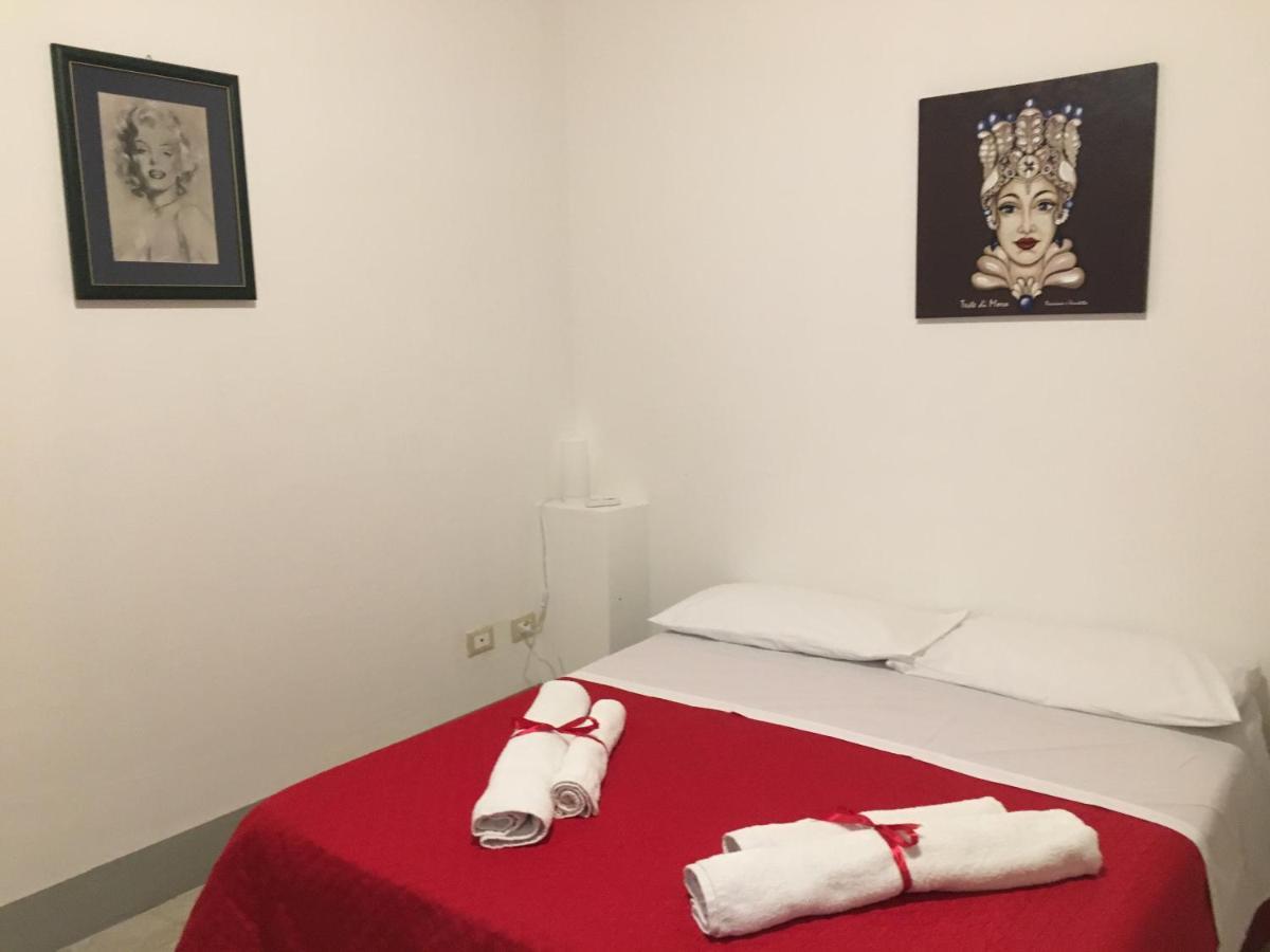 Le Stanze Di Regina Margherita Hotel Palermo Eksteriør billede