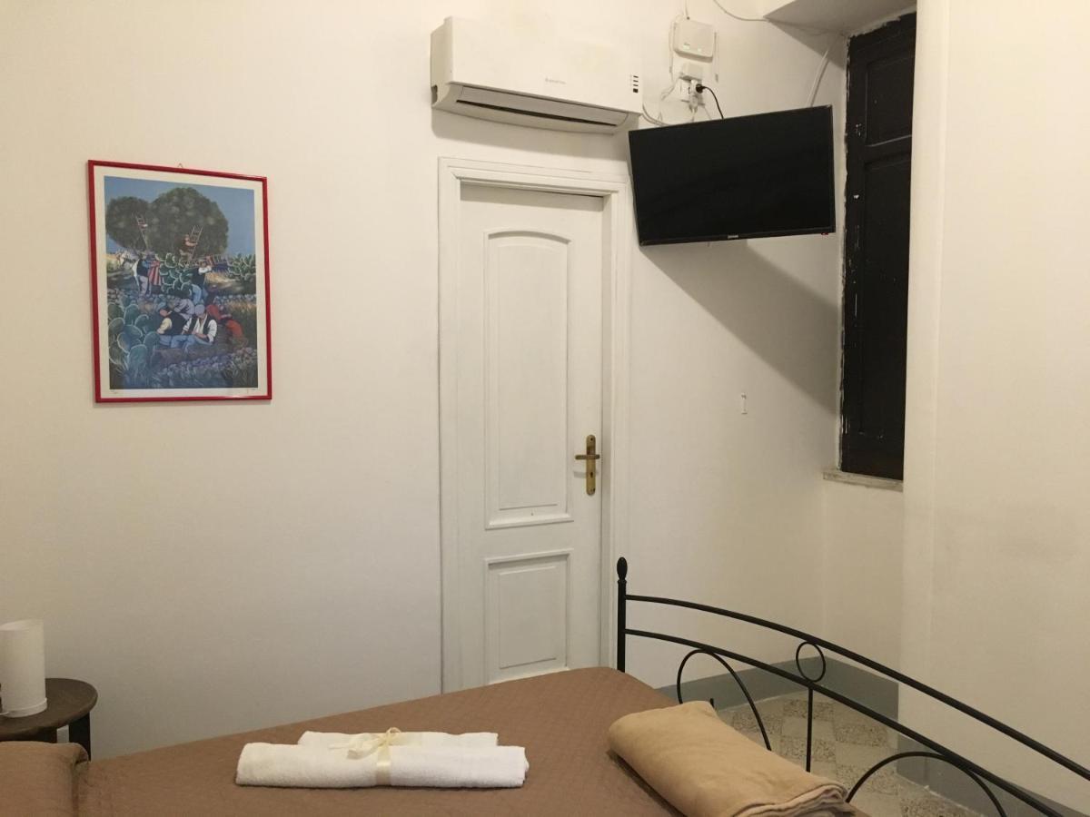 Le Stanze Di Regina Margherita Hotel Palermo Eksteriør billede